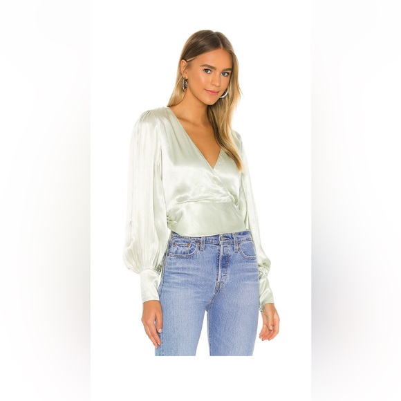 Bardot opal blouse- pistachio - Picture 2 of 9